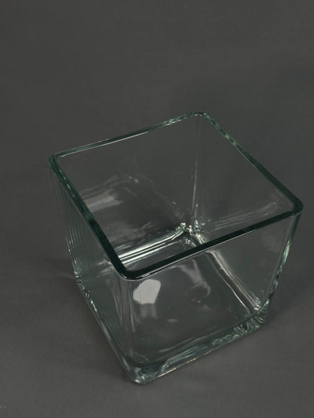 Ваза квадратная 180х180х180 толстостенная